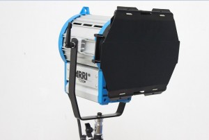 Mua Đèn spotlight 1000w quay phim Giá Tốt 18