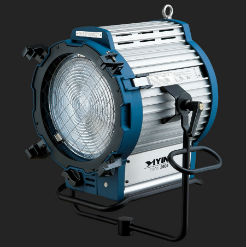 Mua Đèn spotlight 2KW Yiying Giá Tốt
