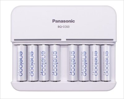 Bộ sạc kèm 8 pin AA 2000mAh chính hãng Panasonic chính hãng, hình ảnh thực tế mua tại HL Studio Pin sạc thẻ nhớ