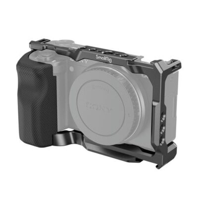 Khung SmallRig 3538B có tay cầm cho máy ảnh Sony ZV-E10 chính hãng, hình ảnh thực tế mua tại HL Studio Khung bảo vệ máy ảnh ( Camera Cage chính hãng )