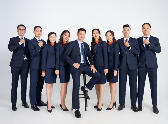 Sắp xếp vị trí trước khi chụp ảnh tập thể