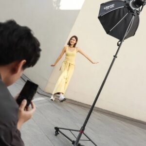 Ulanzi At 05 Chan Den Nhom 2m Chiu Luc Cao T083 04