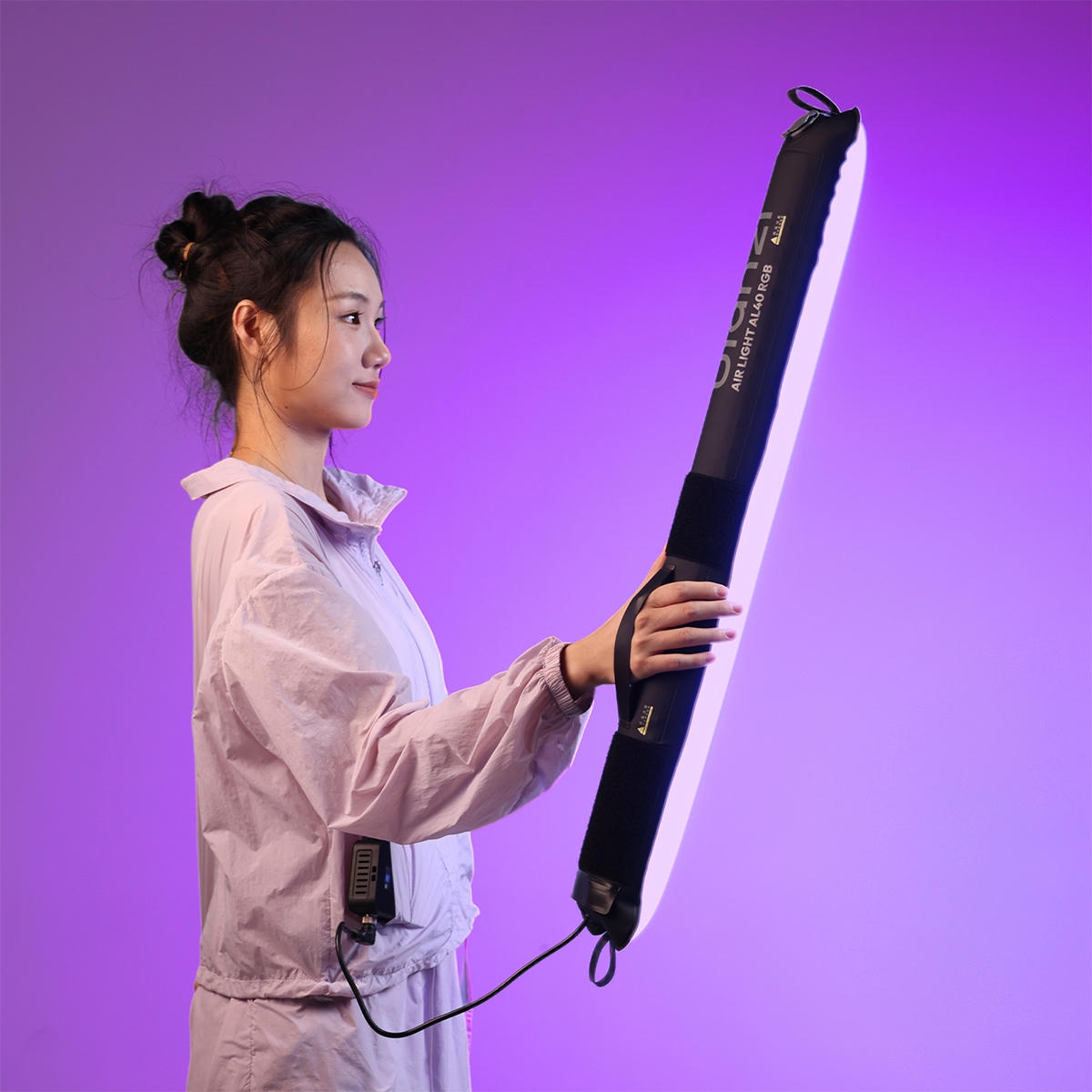 2026-10-04 TBQP Báo Giá Hà Nội - HCM - Ulanzi AL40 – Đèn led 40W RGB Air Tube Light L203 (3C Version) 15 Ulanzi AL40 – Đèn led 40W RGB Air Tube Light L203 (3C Version) chính hãng, hình ảnh thực tế mua tại HL Studio Đèn Led Quay Phim 15