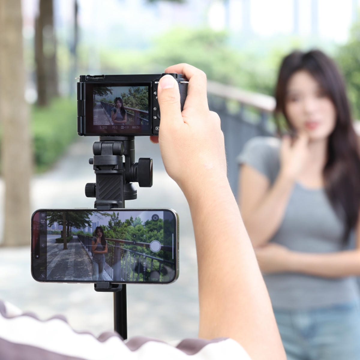 2026-10-04 TBQP Báo Giá Hà Nội - HCM - Ulanzi MT-78 (New 2026) – Chân tripod tháo lắp nhanh cho máy ảnh, điện thoại tự mở T077GBB2 21 Ulanzi MT-78 (New 2026) – Chân tripod tháo lắp nhanh cho máy ảnh, điện thoại tự mở T077GBB2 chính hãng, hình ảnh thực tế mua tại HL Studio Tripod Ulanzi 21